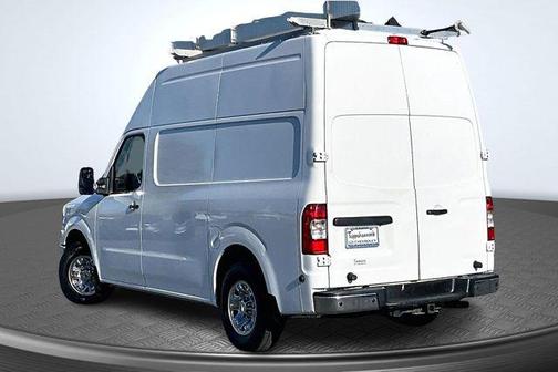 2021 Nissan NV Cargo NV3500 HD S V8