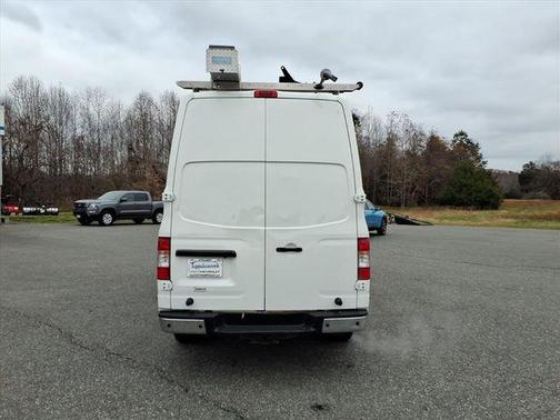 2021 Nissan NV Cargo NV3500 HD S V8