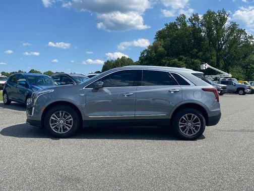 2022 Cadillac XT5 Premium Luxury