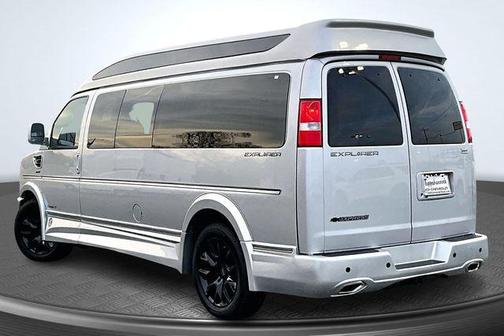 Silver Ice Metallic 2025 Chevrolet Express 2500 Work Van