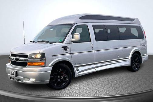 Silver Ice Metallic 2025 Chevrolet Express 2500 Work Van