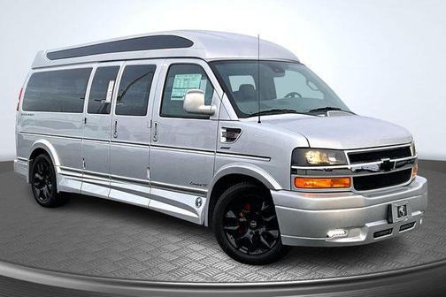 Silver Ice Metallic 2025 Chevrolet Express 2500 Work Van