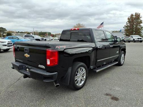 2017 Chevrolet Silverado 1500 High Country