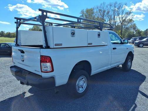 2022 RAM 2500 Tradesman Regular Cab 4x4 8' Box