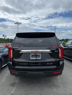 2022 GMC Yukon SLE