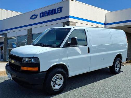 2022 Chevrolet Express 2500 RWD 2500 Regular Wheelbase WT