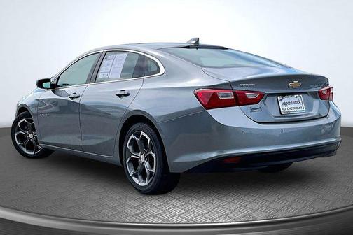 Sterling Gray Metallic 2024 Chevrolet Malibu FWD 1LT