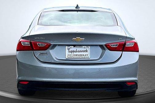 Sterling Gray Metallic 2024 Chevrolet Malibu FWD 1LT