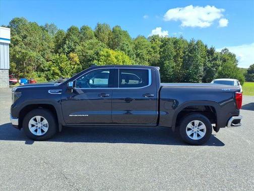2022 GMC Sierra 1500 SLE