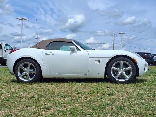 2009 Pontiac Solstice Base
