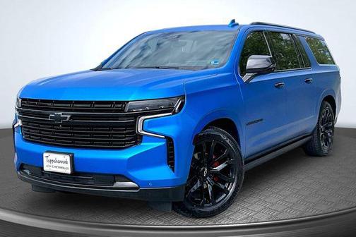 Iridescent Pearl Tricoat 2022 Chevrolet Suburban Premier