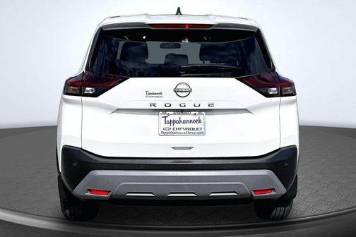 Glacier White 2023 Nissan Rogue S