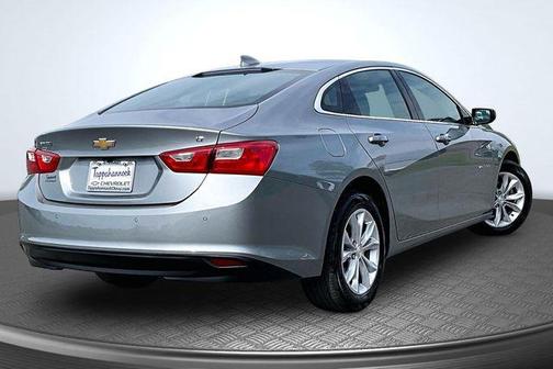 Sterling Gray Metallic 2024 Chevrolet Malibu FWD 1LT