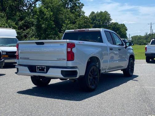 2021 Chevrolet Silverado 1500 Custom