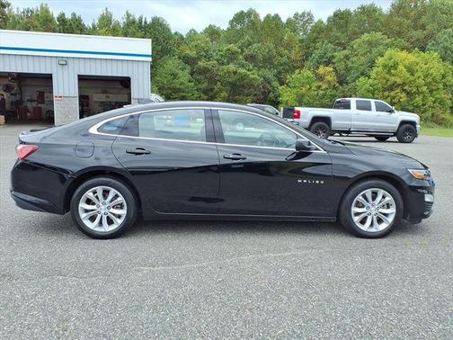 2021 Chevrolet Malibu FWD LT