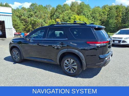 2022 Nissan Pathfinder SV 2WD