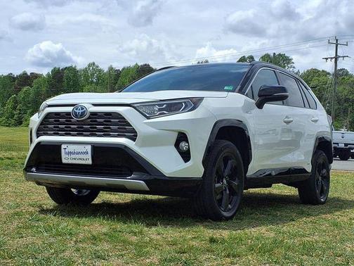 2021 Toyota RAV4 Hybrid SE