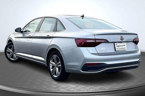 Pyrite Silver Metallic 2024 Volkswagen Jetta 1.5T SE