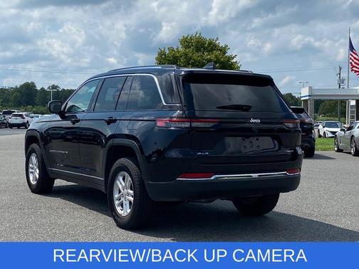 2024 Jeep Grand Cherokee Laredo