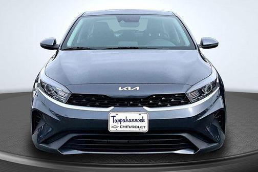 Gravity Gray 2023 Kia Forte LXS