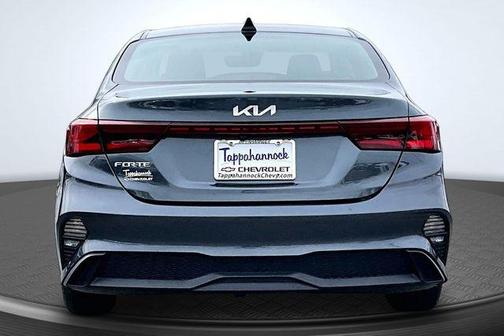 Gravity Gray 2023 Kia Forte LXS