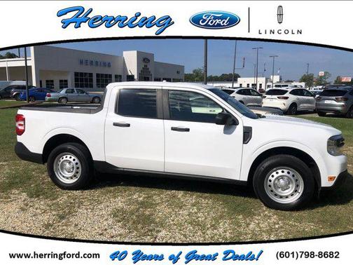 2024 Ford Maverick XL