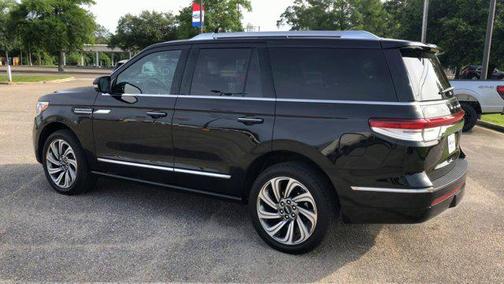 2024 Lincoln Navigator Premiere