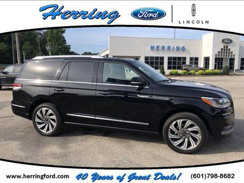 2024 Lincoln Navigator Premiere