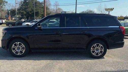 2025 Ford Expedition Max Active 4x2