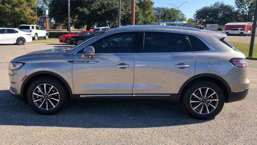 2021 Lincoln Nautilus Standard