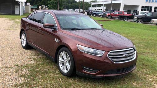 2016 Ford Taurus SEL