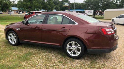 2016 Ford Taurus SEL