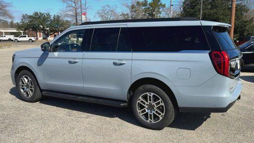 2025 Ford Expedition Max Active 4x4