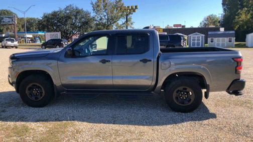 2023 Nissan Frontier S