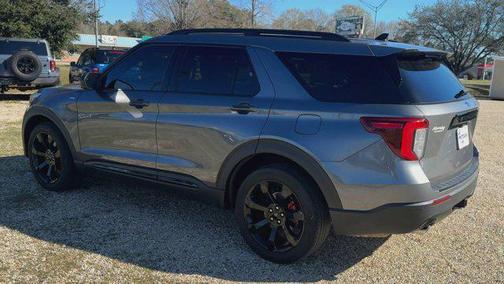 2023 Ford Explorer ST-Line