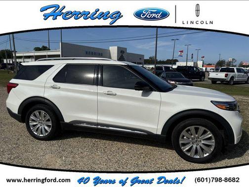 Star White Metallic Tri-Coat 2022 Ford Explorer Limited