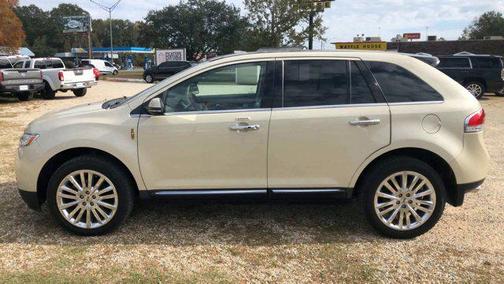 2014 Lincoln MKX Base