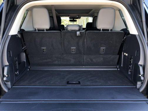 Space Silver Metallic 2025 Ford Expedition Active