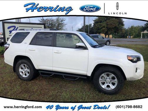 2024 Toyota 4Runner SR5