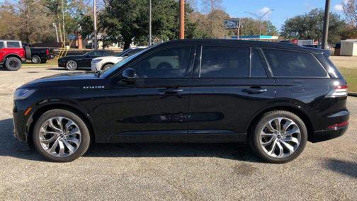 2025 Lincoln Aviator Premiere