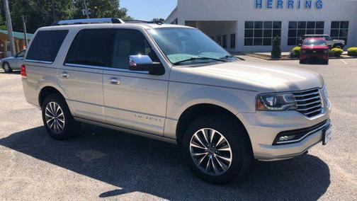 2017 Lincoln Navigator Select