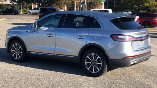 2020 Lincoln Nautilus Standard