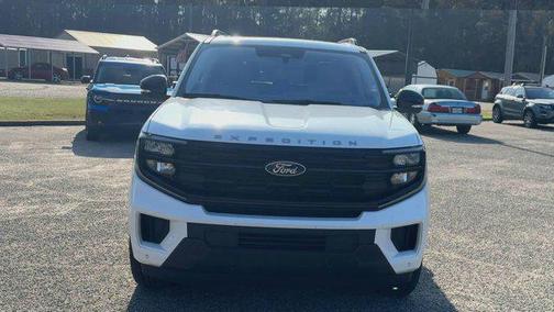 2025 Ford Expedition Max Active 4x2