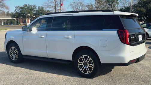 2025 Ford Expedition Max Active 4x2