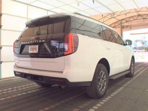 OXFORD WHITE 2025 Ford Expedition Active