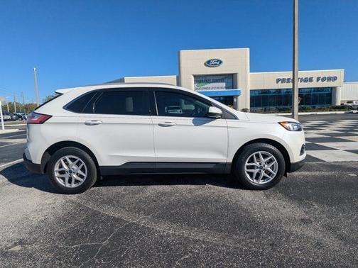 STAR WHITE 2021 Ford Edge SEL