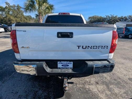 2017 Toyota Tundra SR5