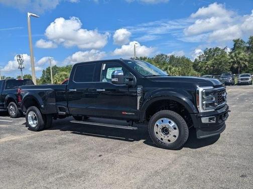 2025 Ford F-450 Platinum