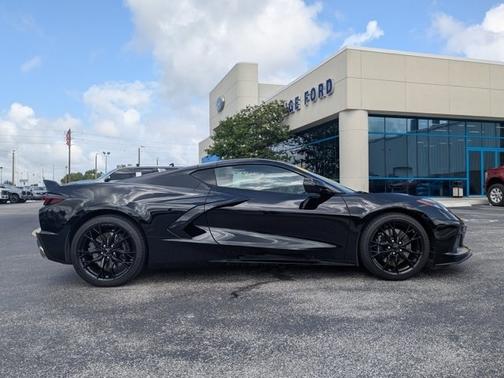 2024 Chevrolet Corvette STINGRAY W/2LT