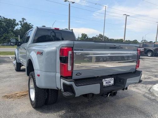2025 Ford F-450 Platinum